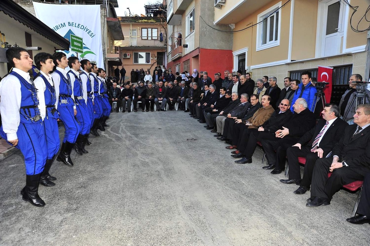 Mehmet Akif Ersoy Mahalle Konağı Hizmete Açıldı