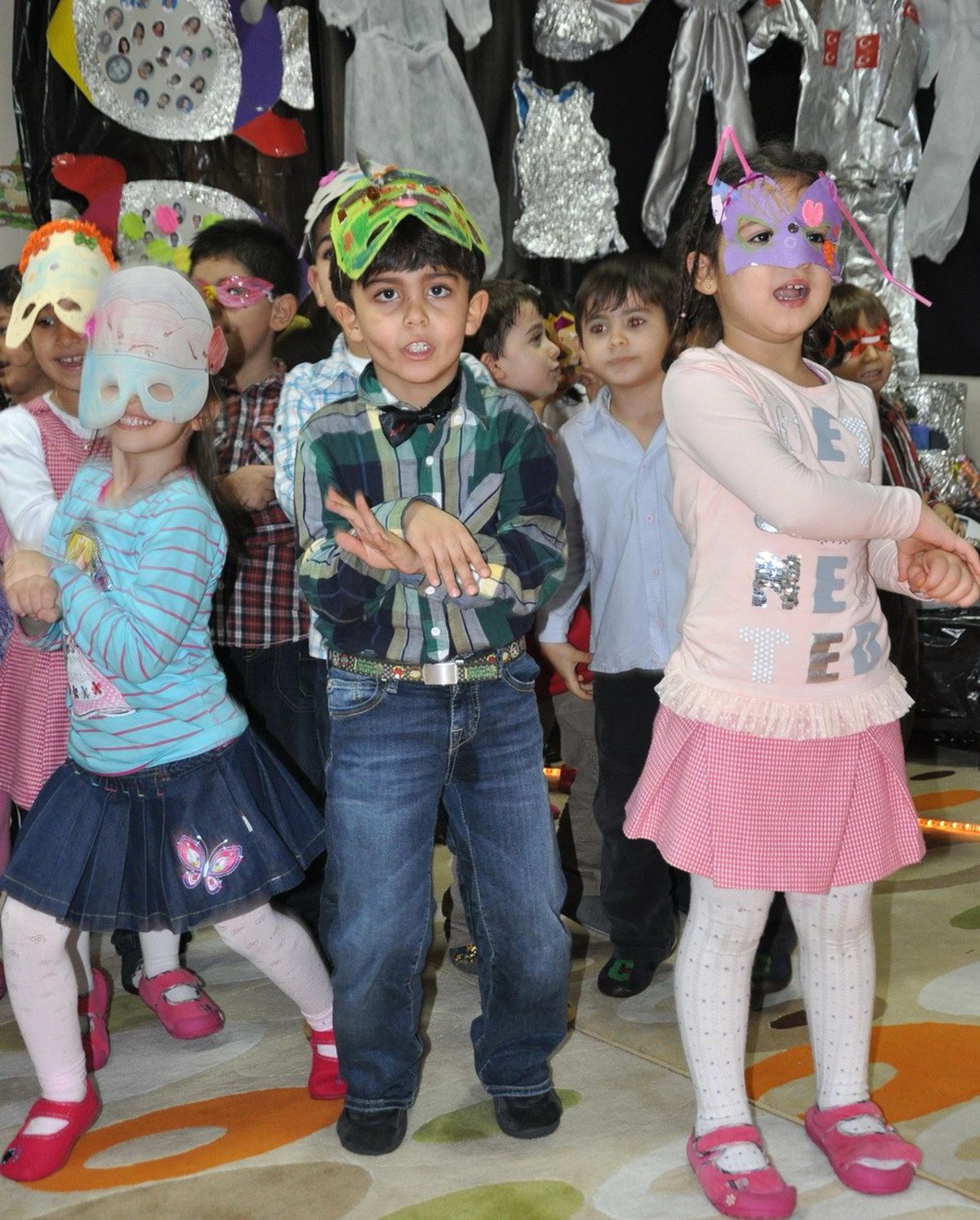 Minikler Yeni Yılı Gönüllerince Eğlenerek Kutladı