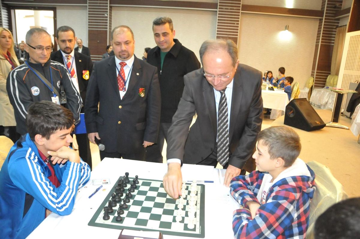 Satranç Takımlar Ligi Başladı