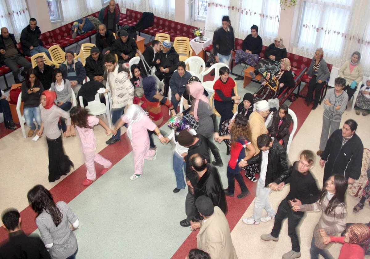 Turizmciler, Huzurevi Sakinlerini Unutmadılar