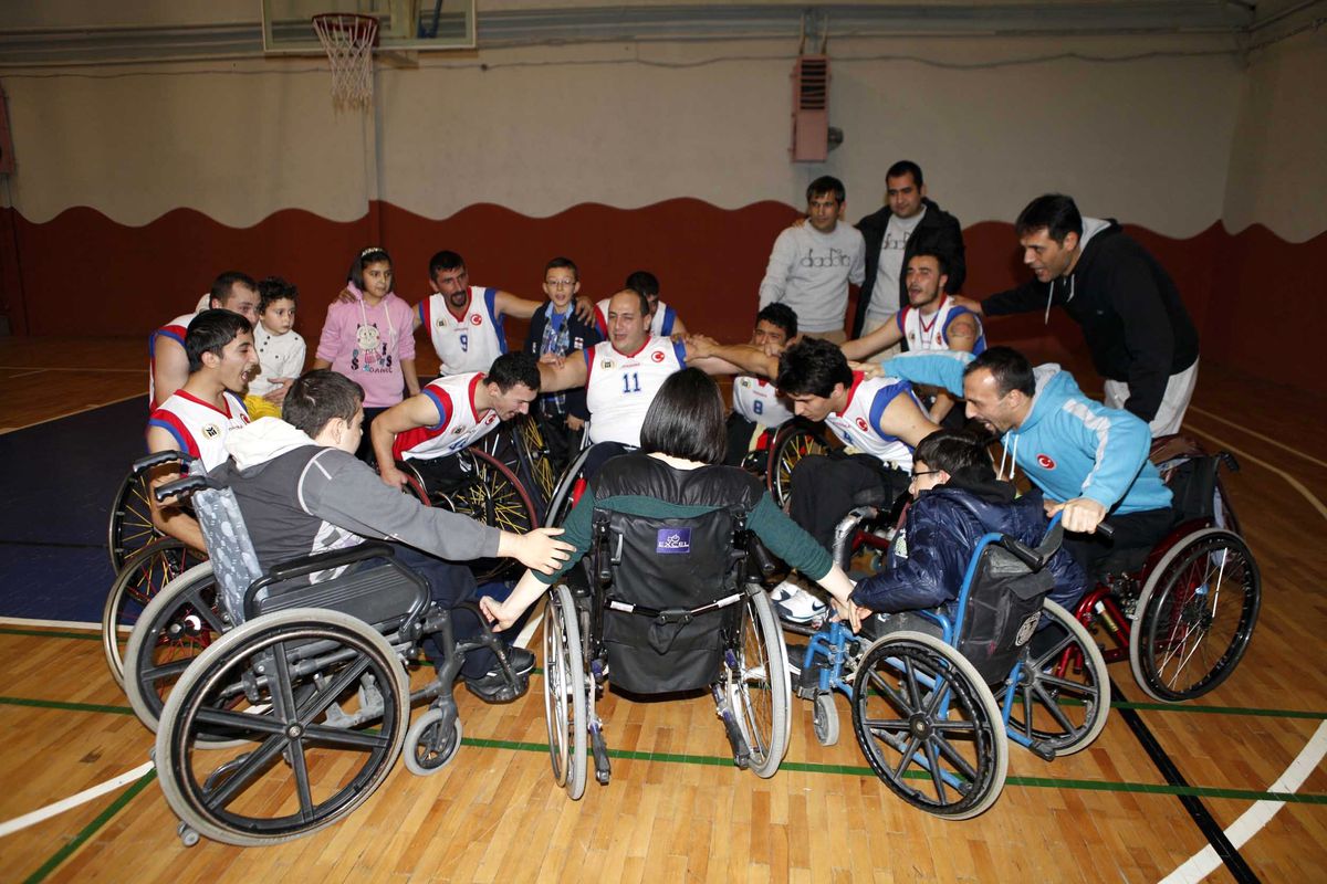 2012\'nin Lideri Yenimahalle Belediyesi