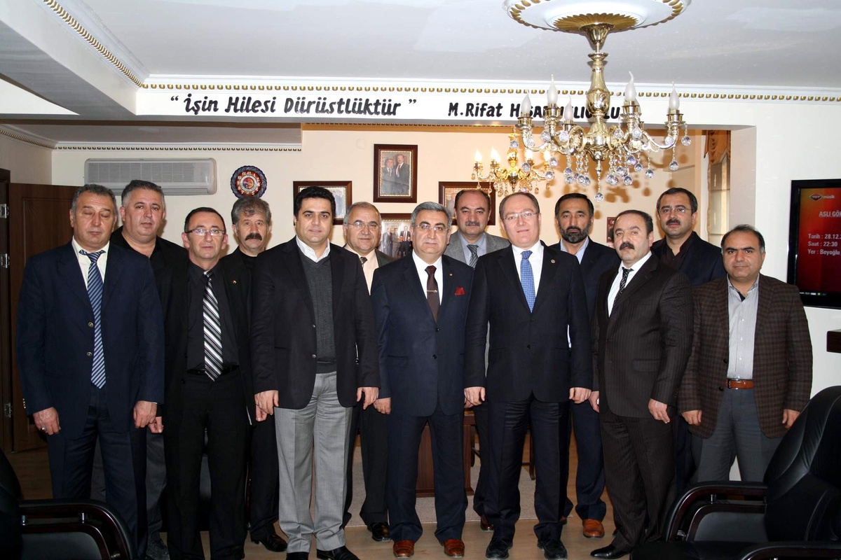 AK Parti Heyetinden, Ticaret Borsası\'na Ziyaret