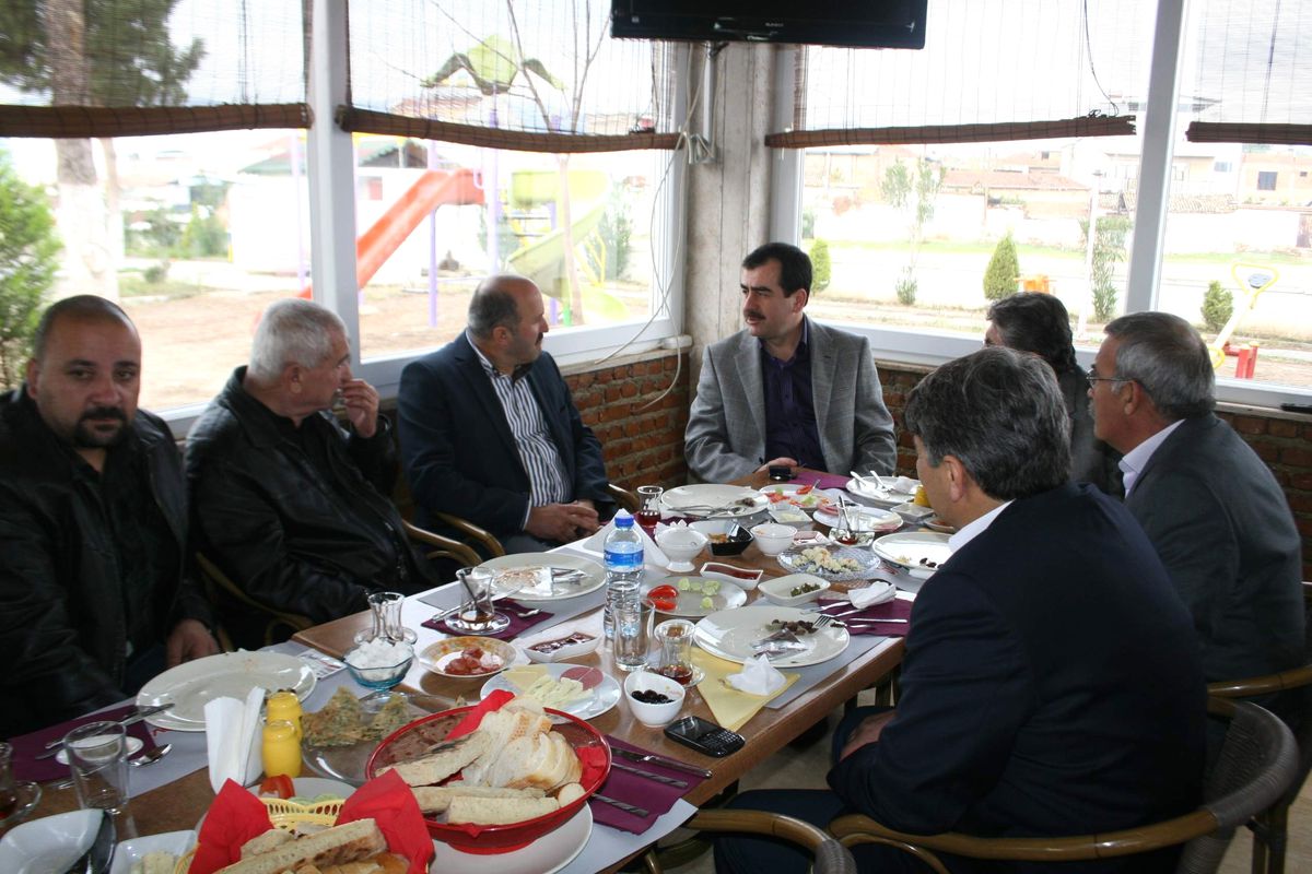 Ak Partililer Köşk\'te Bir Araya Geldi