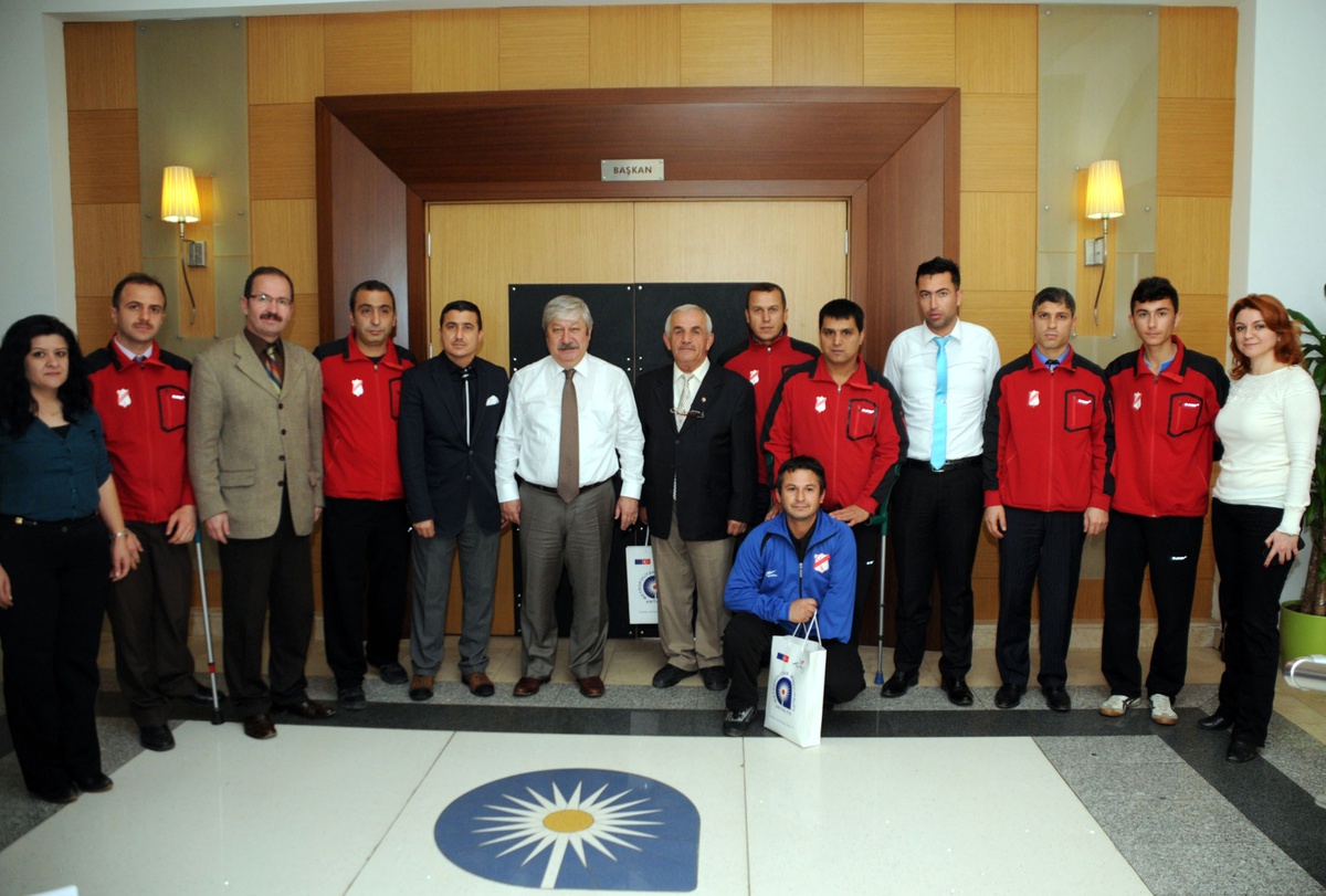 Ampute Futbol Takımından Akaydın\'a Teşekkür Ziyareti
