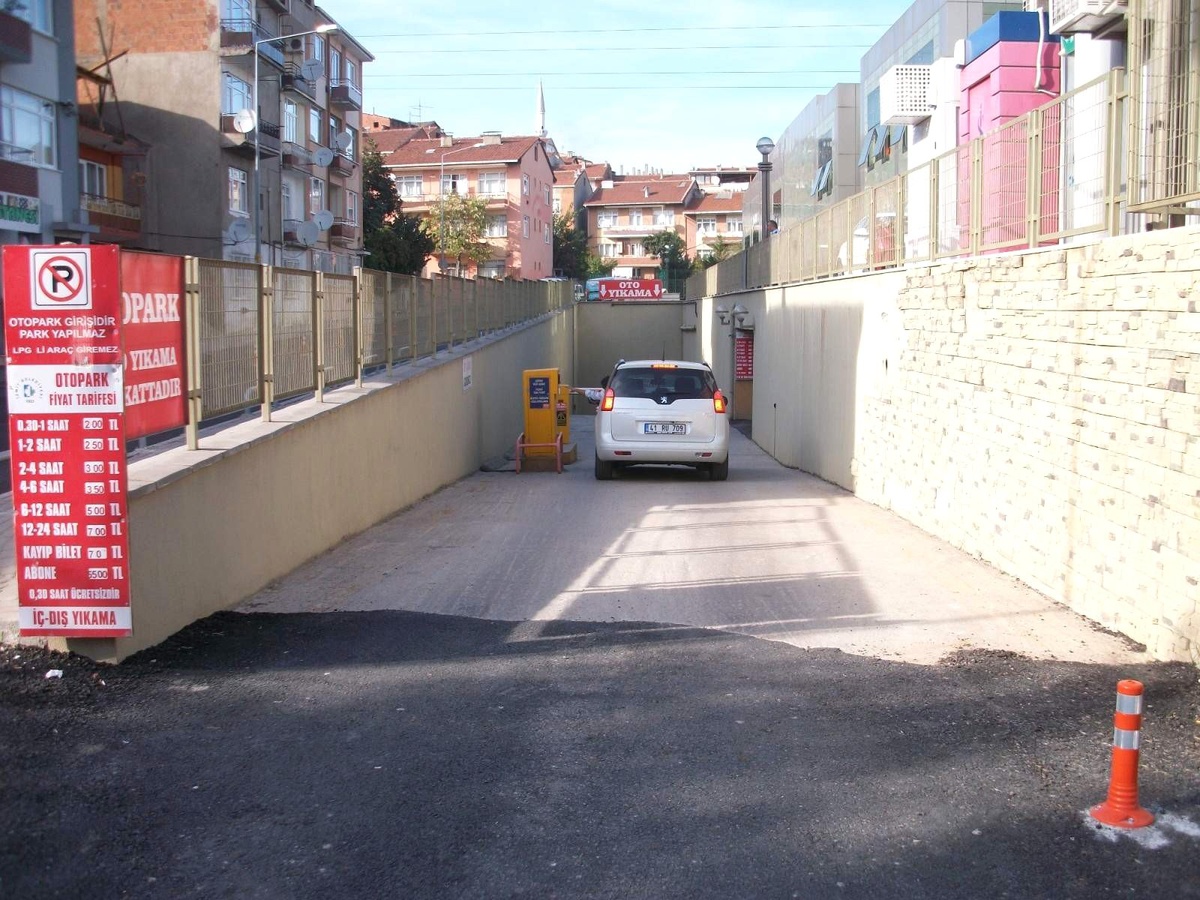 Belediye Otoparkına Büyük İlgi