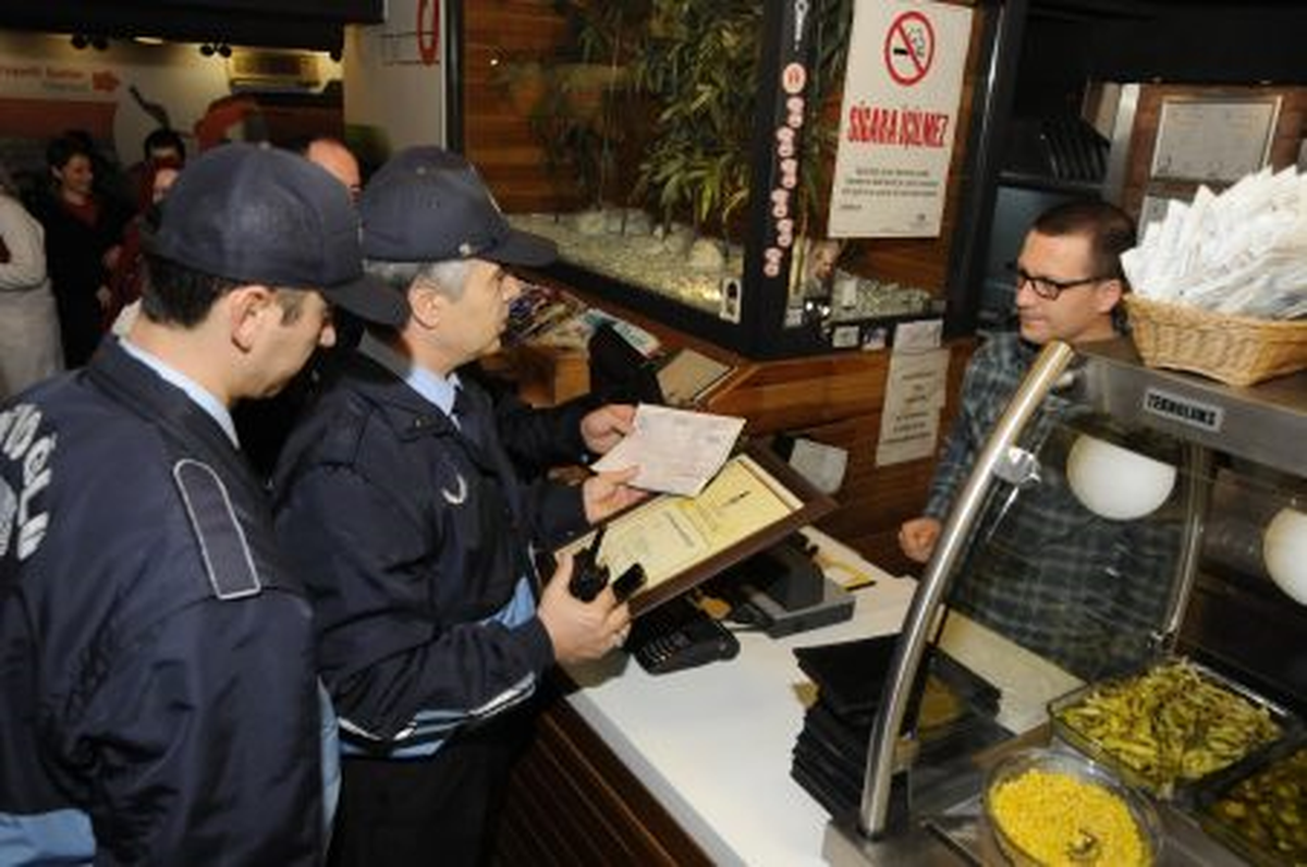 Beyoğlu Belediyesi\'nden Yılbaşı Mesaisi