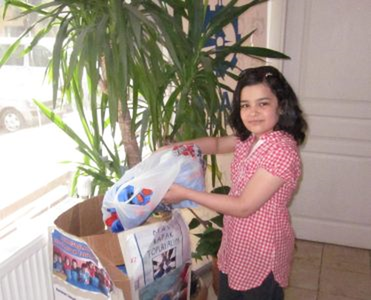 Bilgi Evleri\'nden 500 KG Mavi Kapak