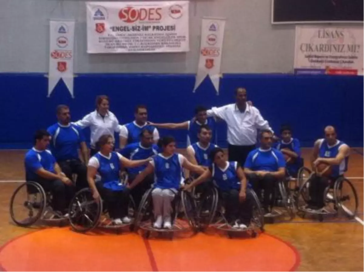 Büyükşehirli Basketbolcular Engel Tanımıyor