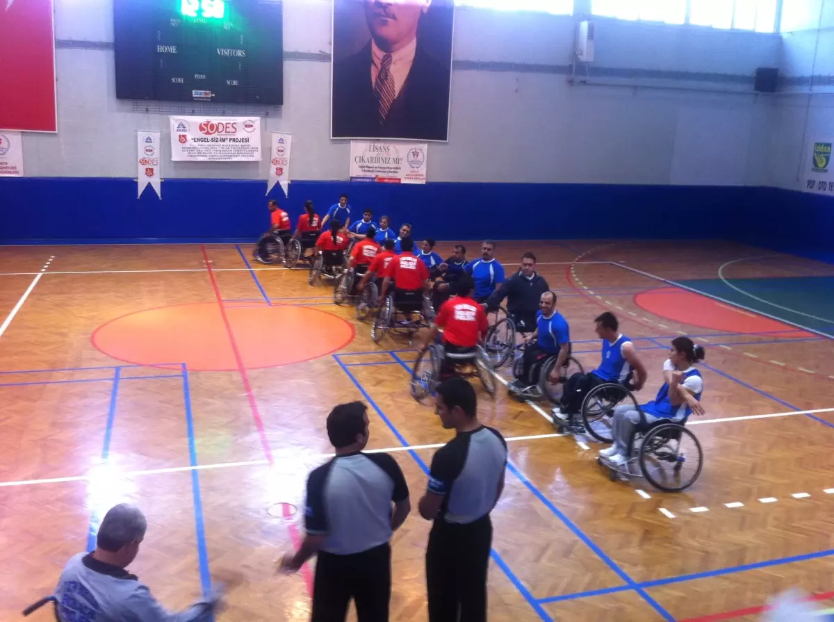 Büyükşehirli Basketbolcular Engel Tanımıyor