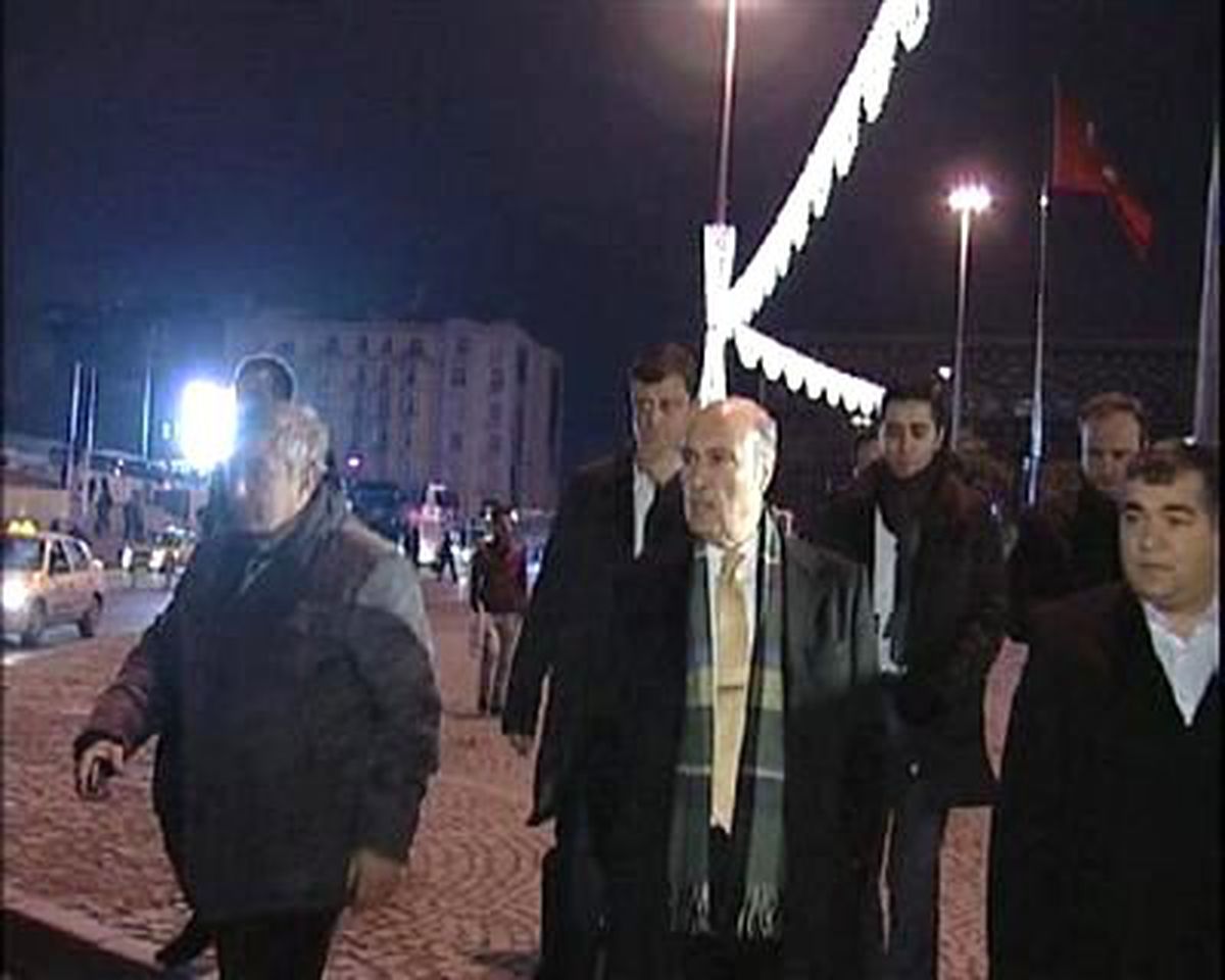 Çapkın\'dan Taksim\'de Yılbaşı Denetimi