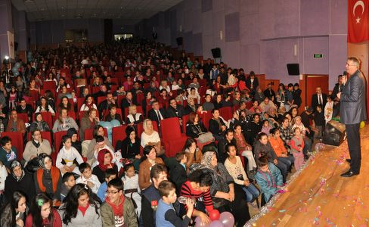 Çatalca Belediyesi Kursları 2013\'e Merhaba Dedi