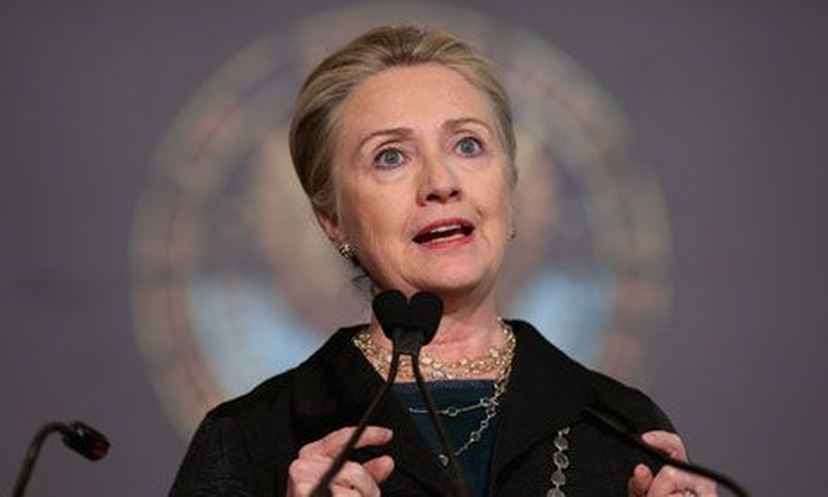 Clinton Yeniden Hastanelik Oldu