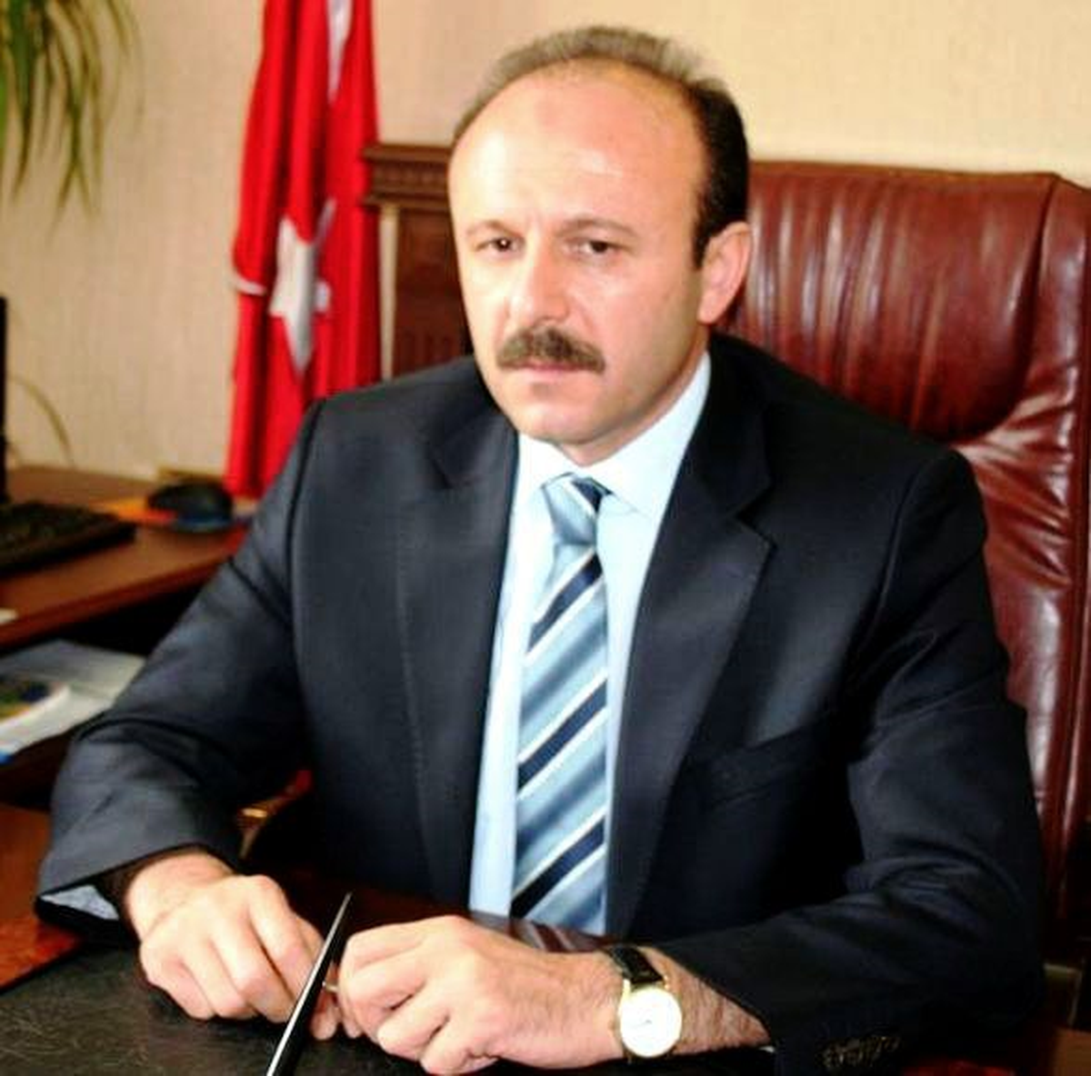 Dörtyol Kaymakamı Özyiğit."Mkü Teknoloji Fakültesi\'nin İlçemizde Açılması İçin Her Türlü Gayreti...
