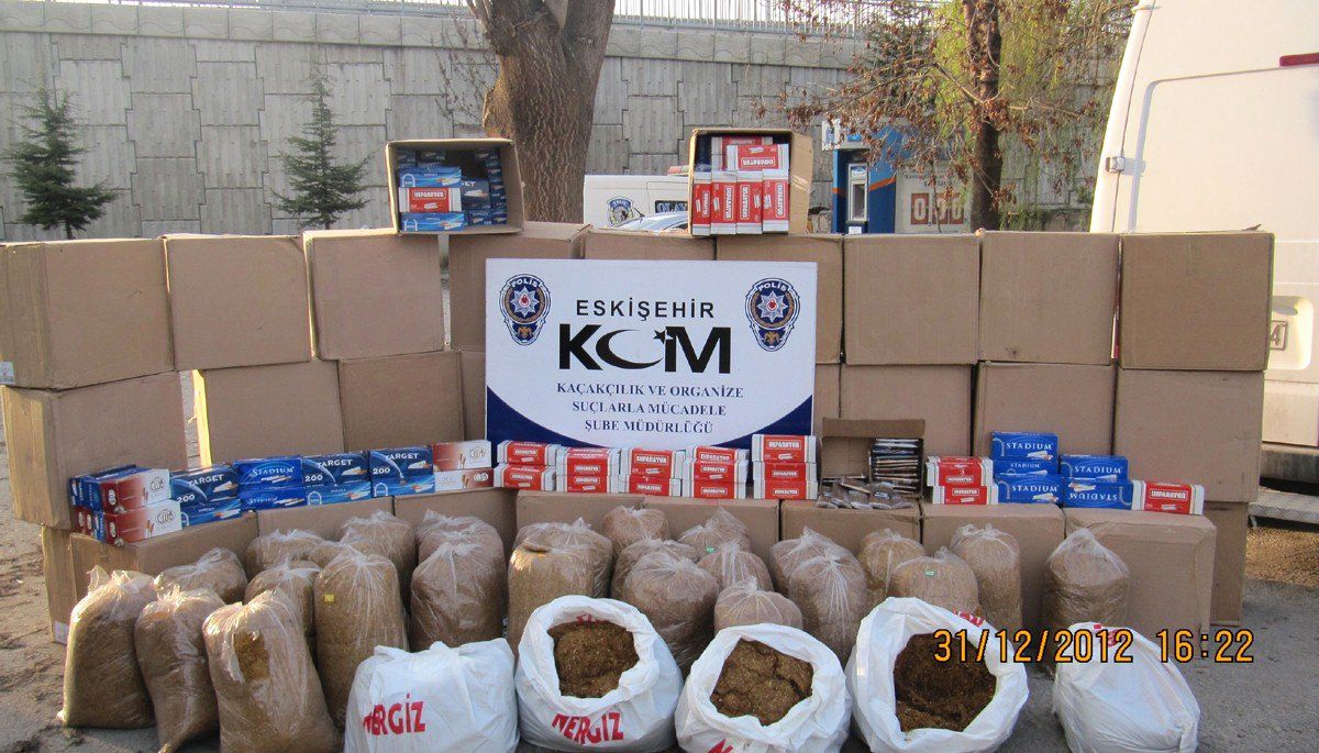 Eskişehir\'de Kaçak Sigara Operasyonu