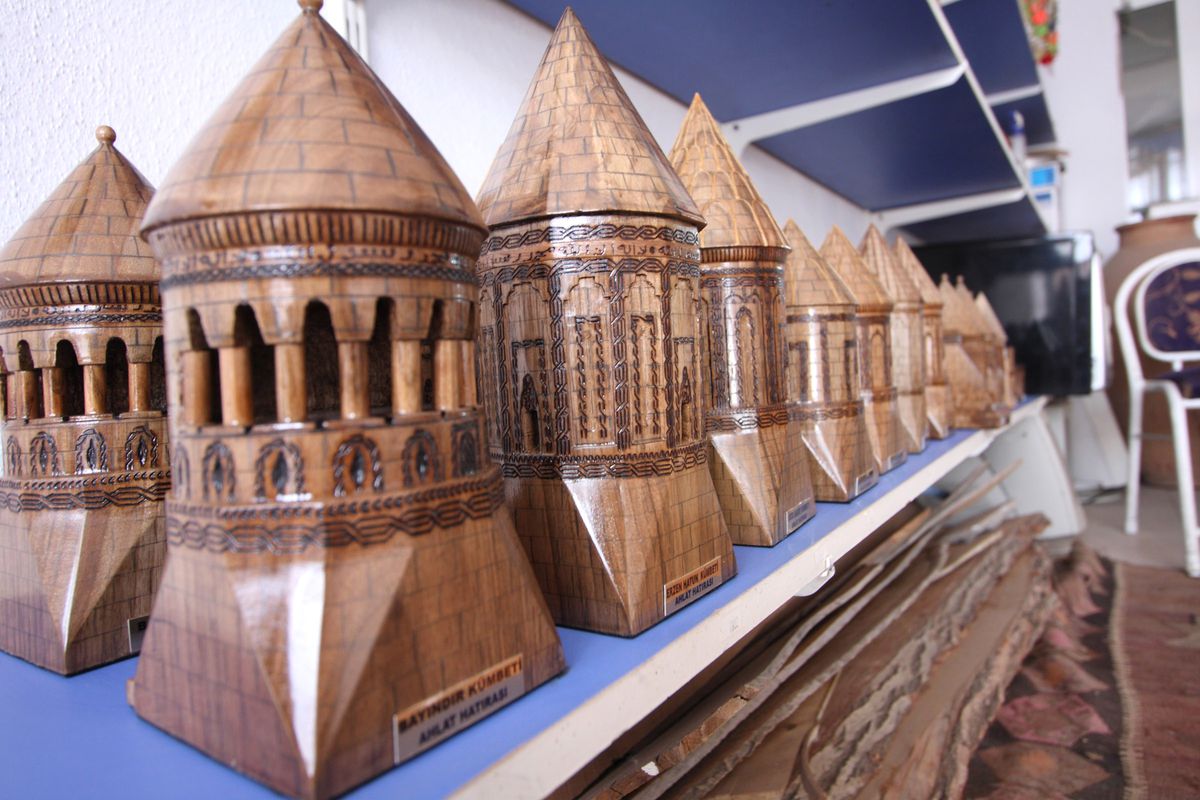 Maket Hobisini Sanata Dönüştürdü