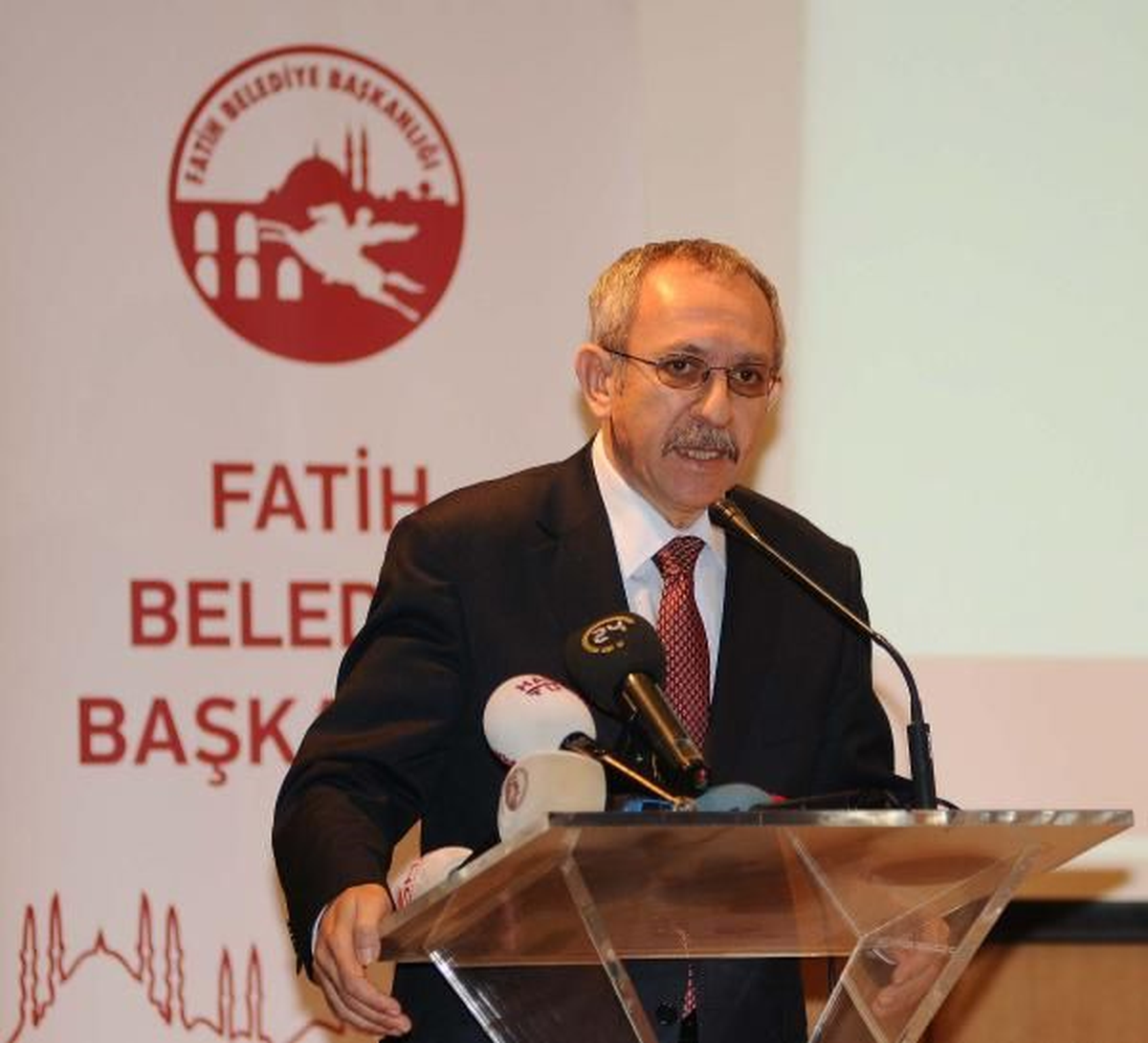 (Özel Haber) Turizm Müdürü Bilgili "Tarihi Yarımadadaki Otellerin Turizm Belgesi Alması Gerekir"