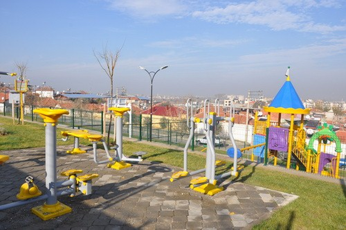 Salihli\'ye Yeni Park Alanı Kazandırıldı
