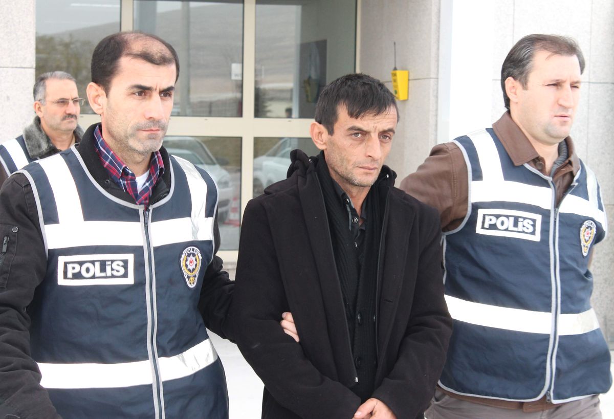 Sevgilisinin Kocasını Öldürdü