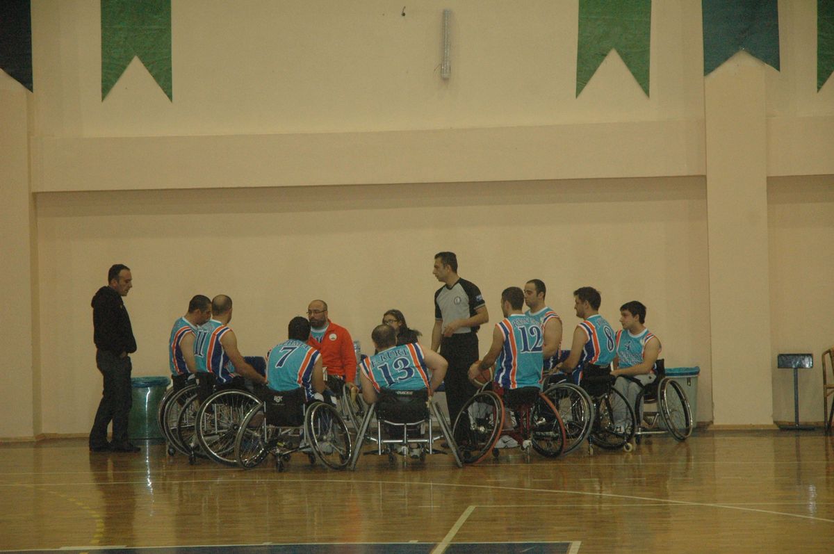 Tekerlekli Basketbolda Yüzler Gülüyor