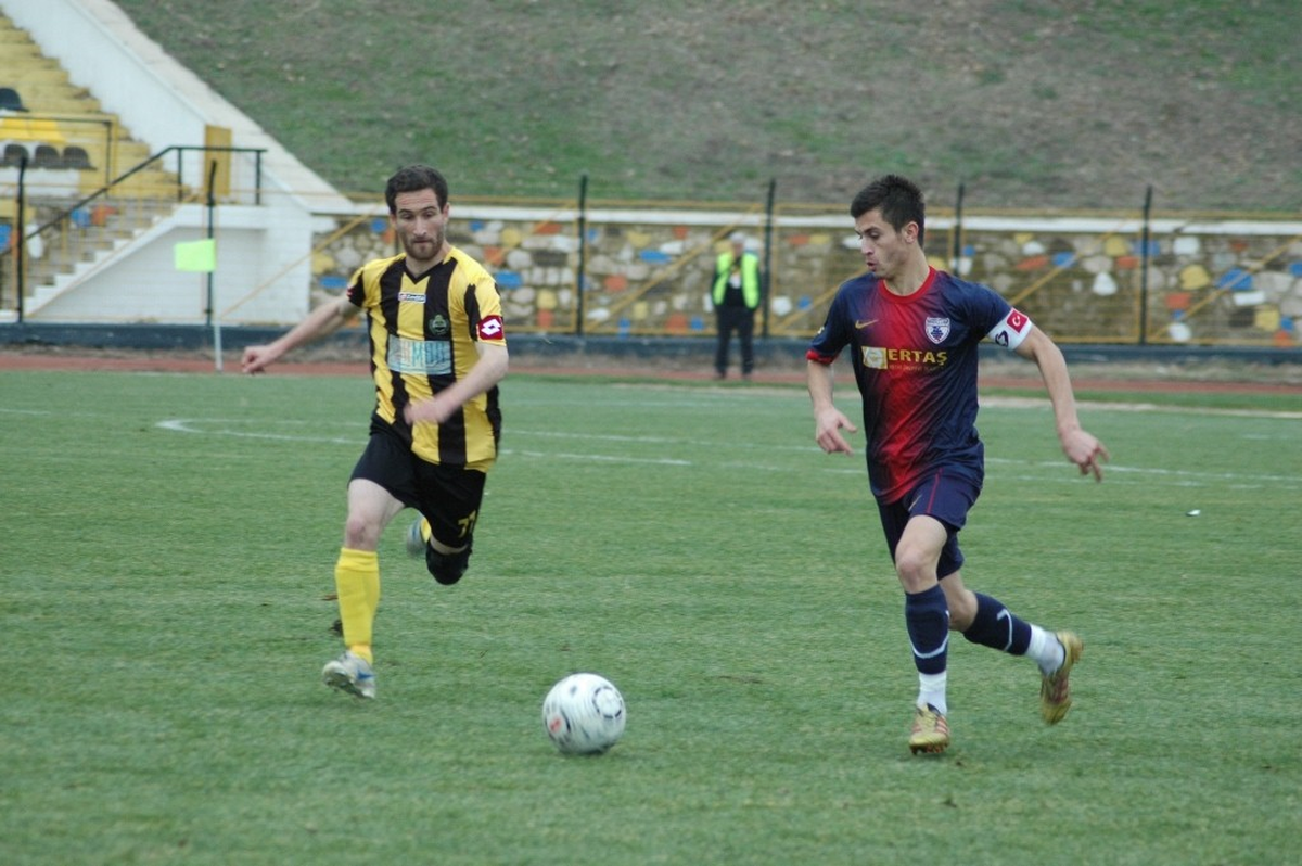Tekirdağspor Evinde 3 Puan Aldı