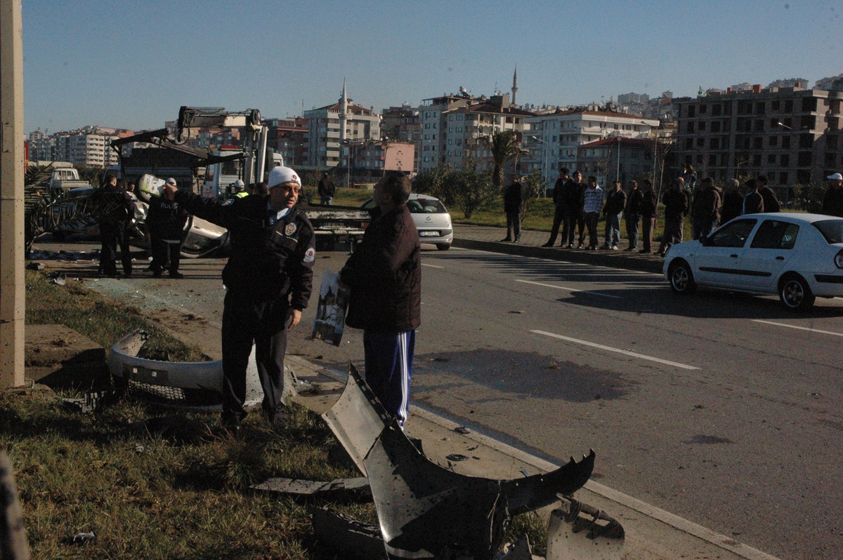 Trabzon\'da Trafik Kazası: 1 Yaralı