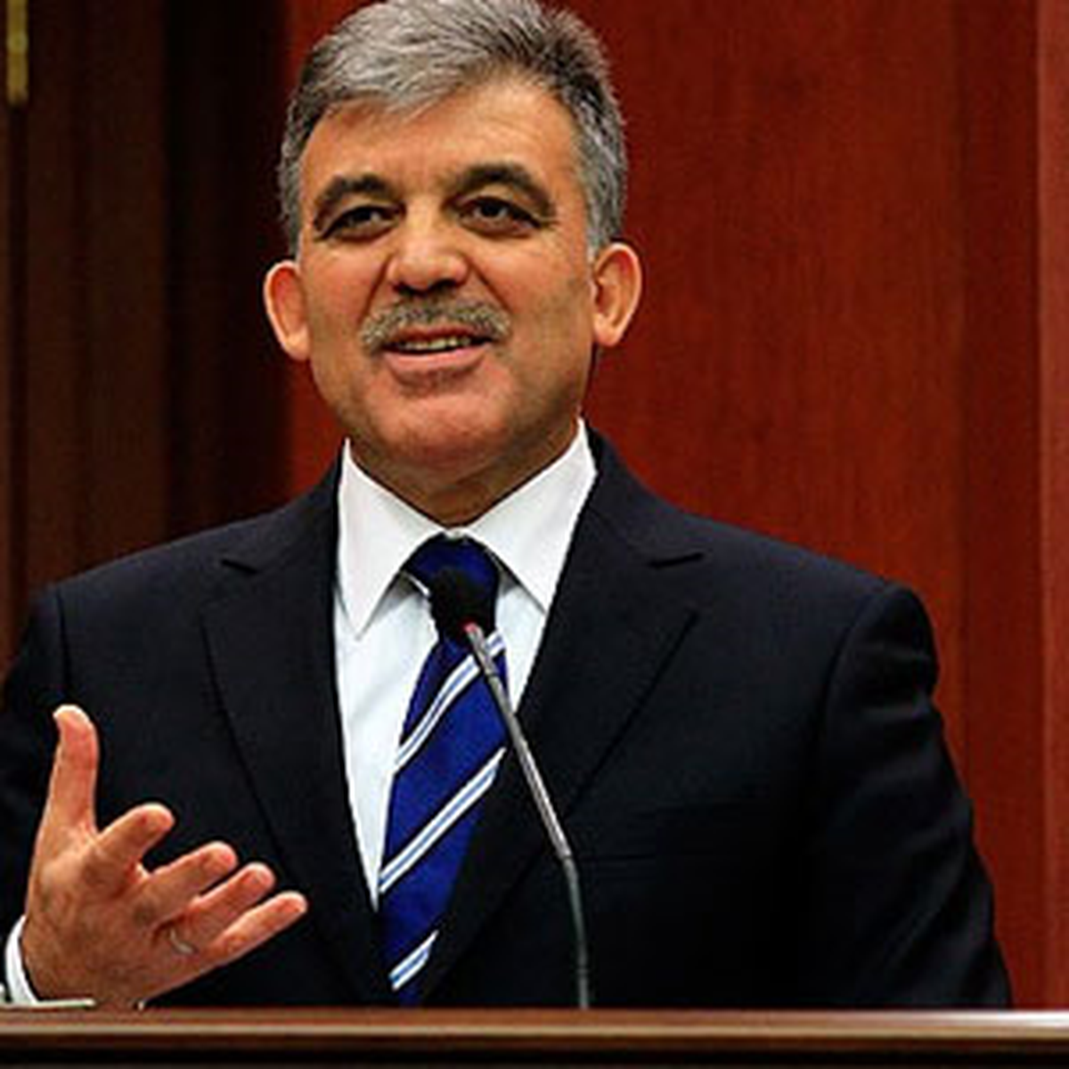 Yeni Yıl Mesajında Yeni Anayasa Vurgusu