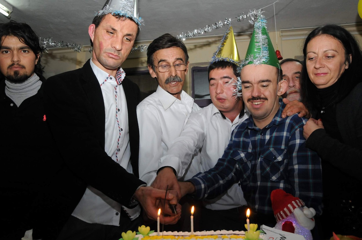 Yeni Yüzlerle İlk Yılbaşı Kutlaması