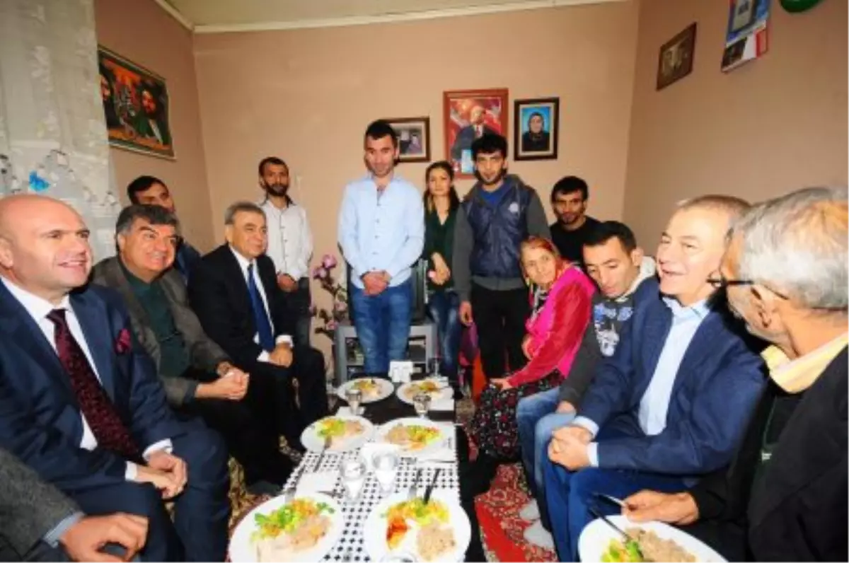 9 Çocuklu Aileye Konuk Oldular
