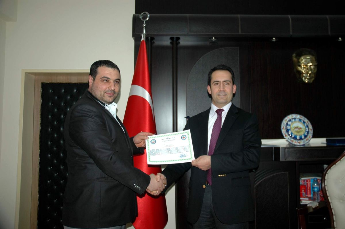 Akıncılar Kaymakamın\'dan Akder Derneği\'ne Teşşekür Belgesi