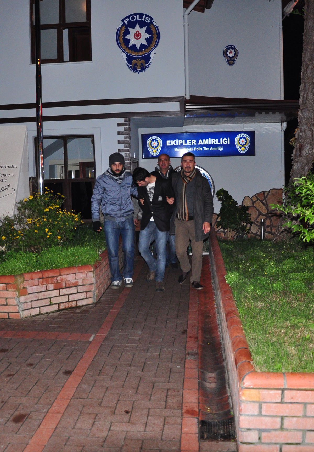 Aranan Zanlı Yeni Yıl Eğlencesinde Yakalandı