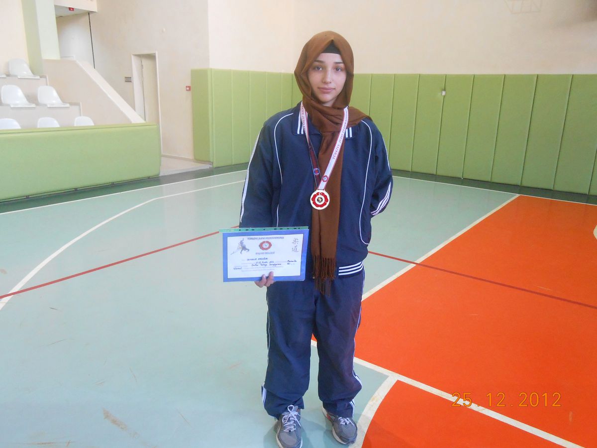 Gemlik Anadolu İHL Öğrencisi Judo Şampiyonu Oldu