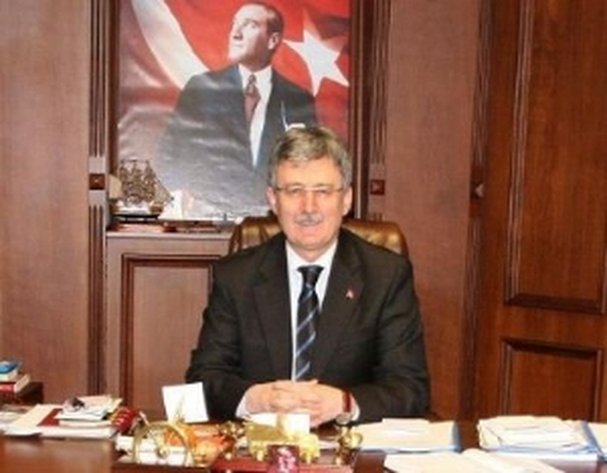 Gölcük Belediye Başkanı Ellibeş\'e Ziyaretler