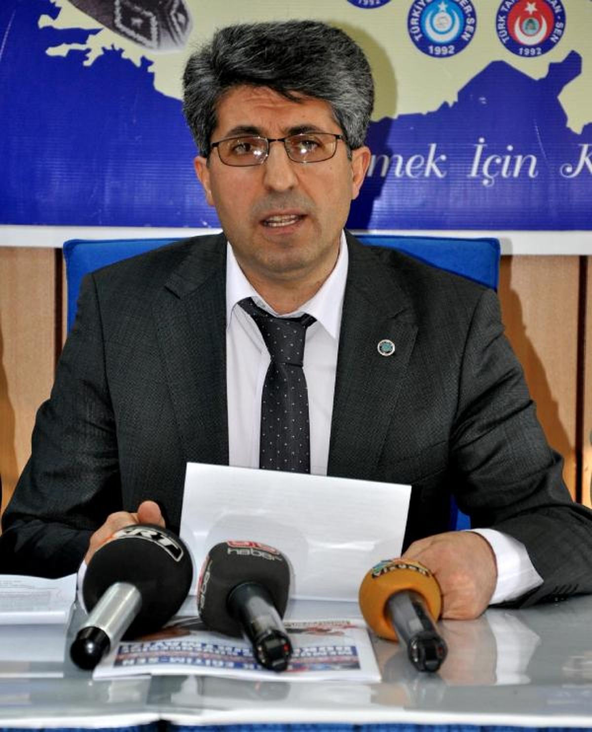 Kamu-Sen; Serbest Kıyafete Hayır, Başörtüsüne Evet