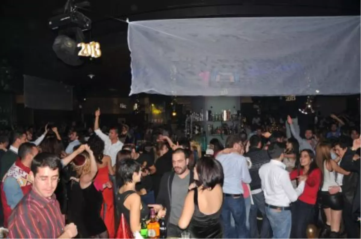 Konya 2013 Yılına Rixos Club İnferno\'da Girdi