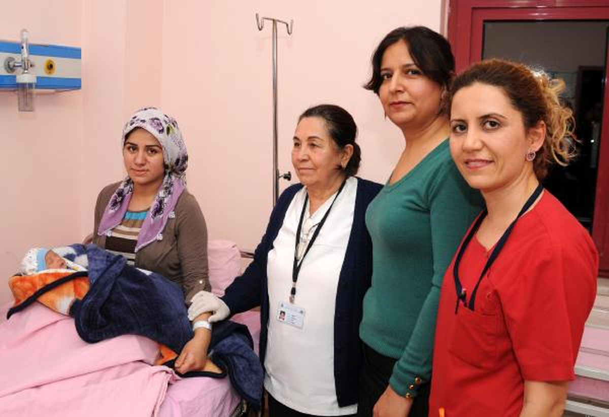 Mersın\'de 2013\'ün İlk Bebekleri Erkek