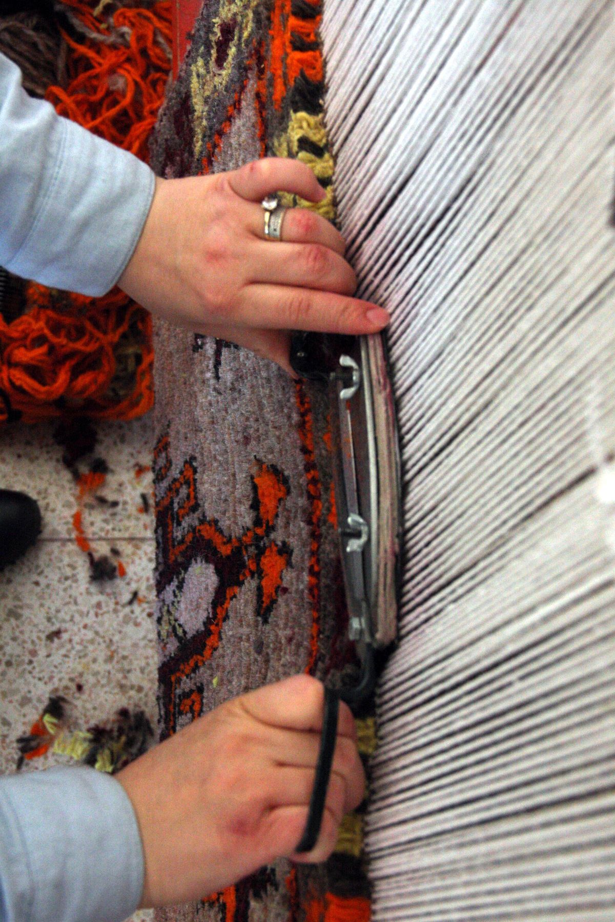 (Özel Haber) Üniversite Halı Kilim Dokuma Tekniklerini Öğretiyor