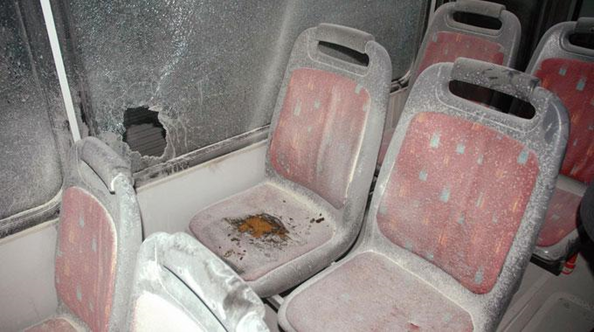 Özel Halk Midibüsü, Yine Taşlandı