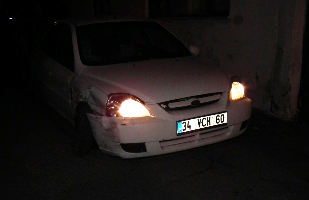 Polis Otomobil Hırsızlarının Peşine Düştü