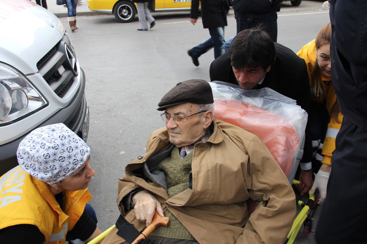 Sakarya\'da Trafik Kazası: 1 Yaralı