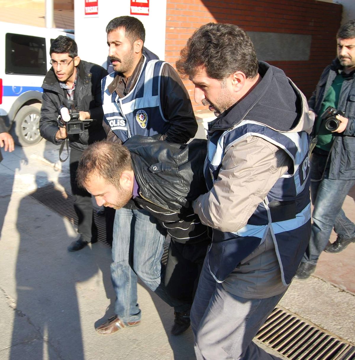 Şanlıurfa\'da PTT Şubesinden Soygun