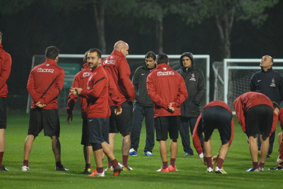 Trabzonspor\'un Antalya Kampı Sürüyor