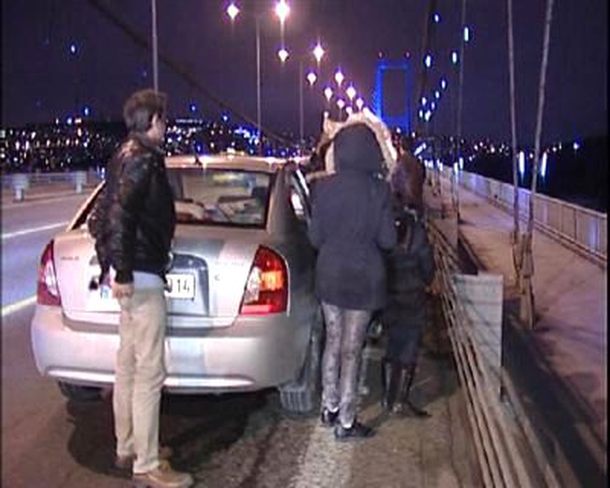 Yeni Yıla Boğaziçi Köprüsünde Girdiler
