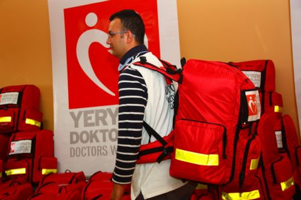 Doktorlar 2013\'te de Suriye Halkının Yanında