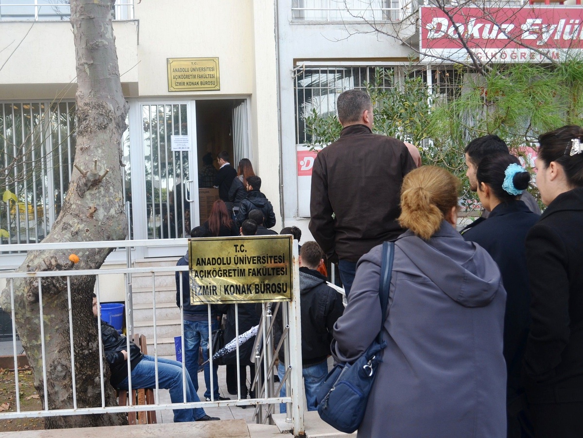 Açıköğretim Kayıtları Hem ve Mem\'lerde Yapılacak