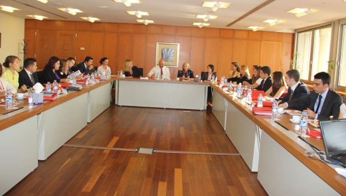Aksigorta\'ya Gençlik Aşısı