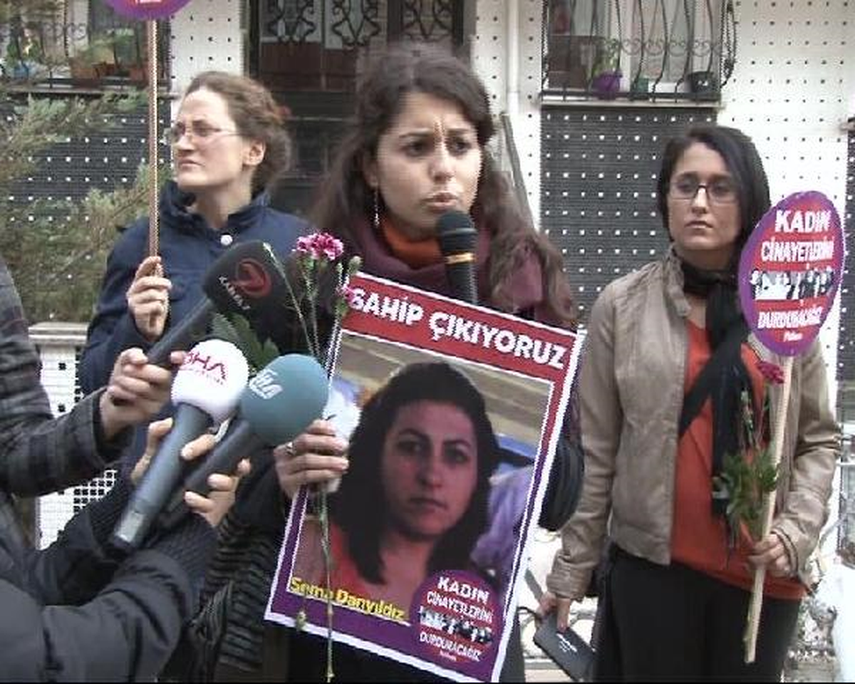 Avcılar\'da Kadın Cinayeti Protestosu