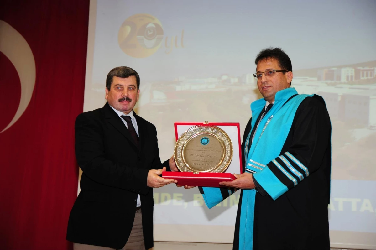 Balıkesir Üniversitesinde Akademik Tören