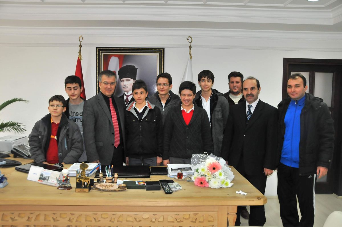 Başarılı Sporculardan Başkan Oğul\'a Ziyaret