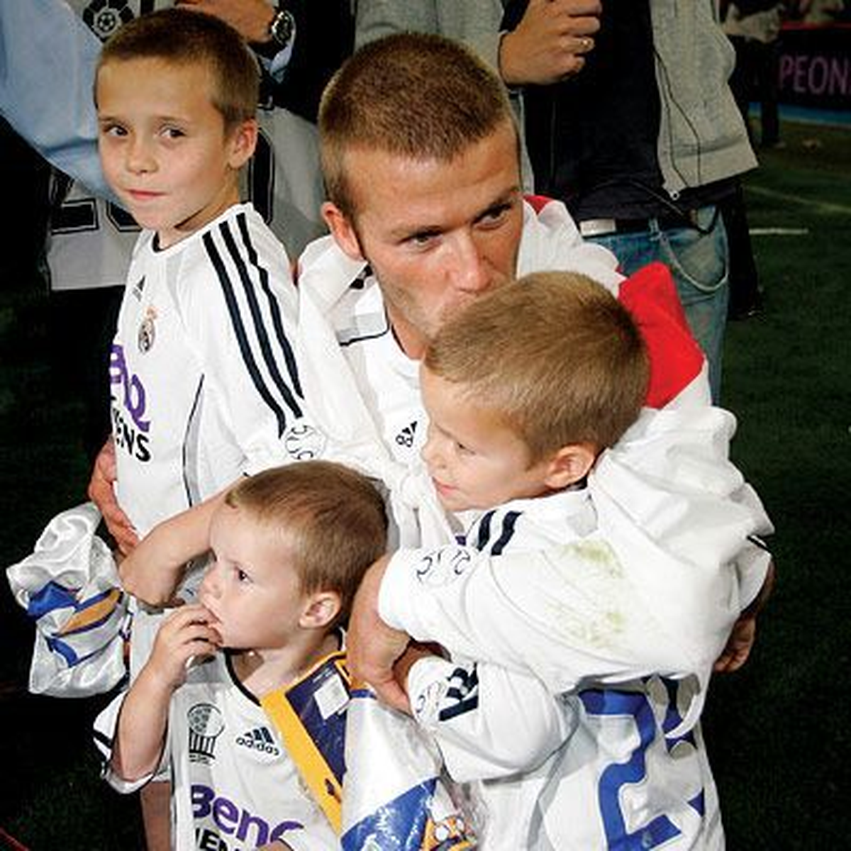 Beckham\'lar Şangay Yolcusu