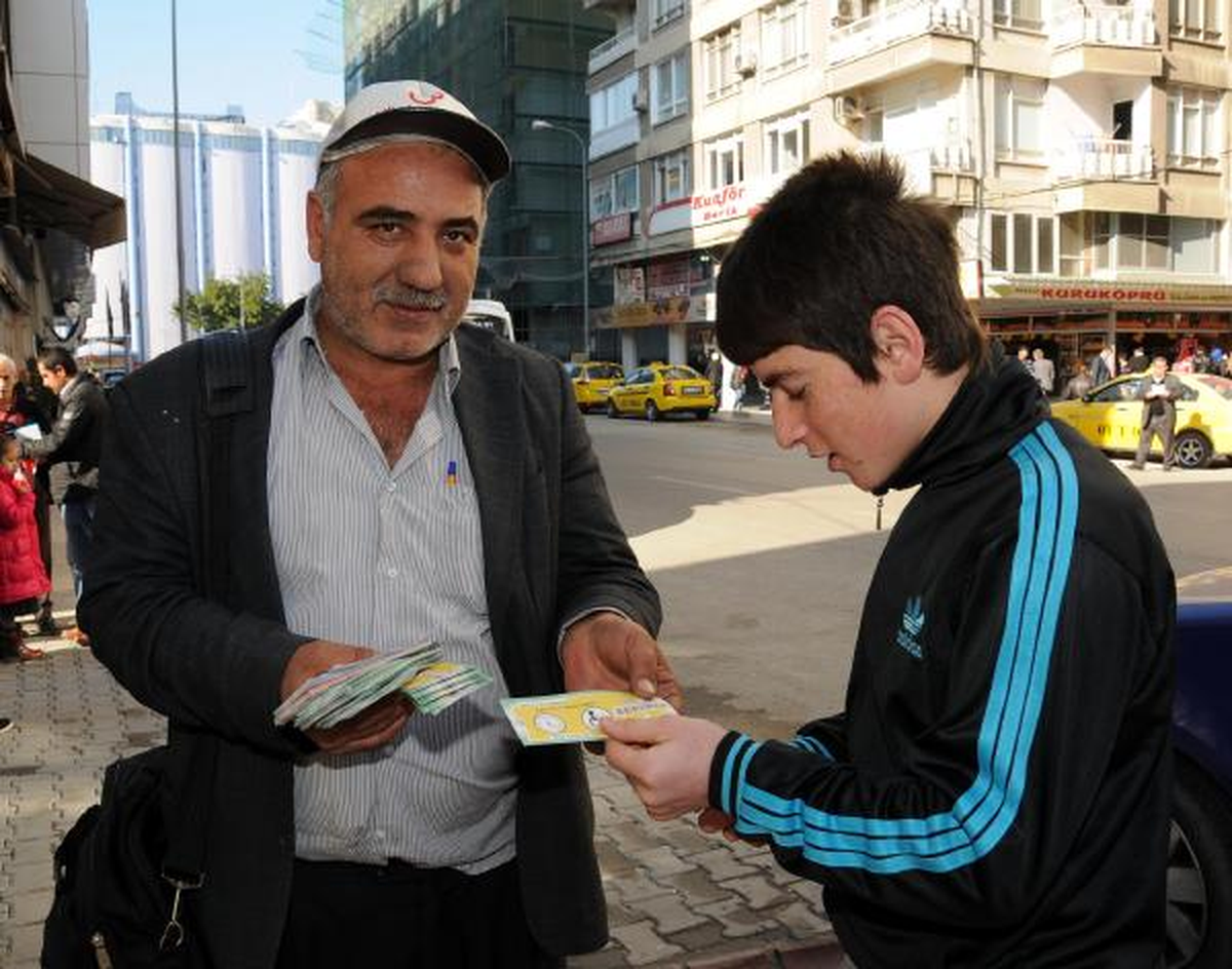"En Az 100 Bin Lira İstiyorum"
